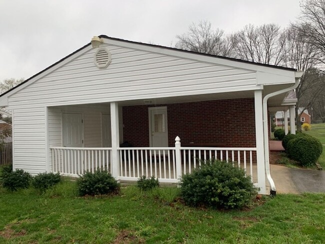 Building Photo - SW City Home!