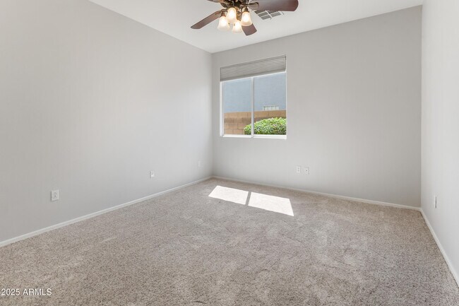 Building Photo - 25617 N 67th Dr