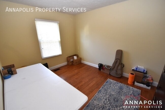 Building Photo - 403 Edgemere Dr