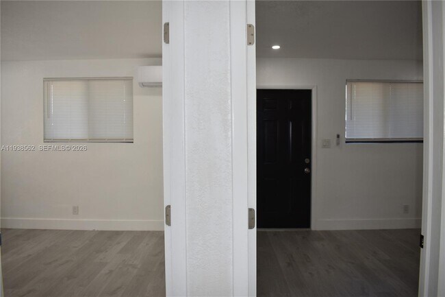 Building Photo - 900 NW 8th Ave