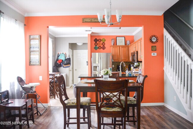 Building Photo - 7450 Scarlet Ibis Ln