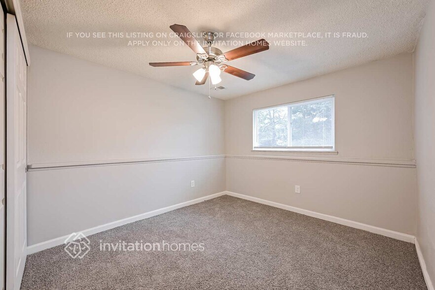 Building Photo - 19471 E Navarro Dr