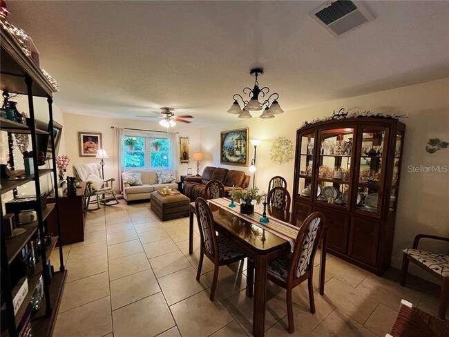 Building Photo - 2906 Silver Bell Ct