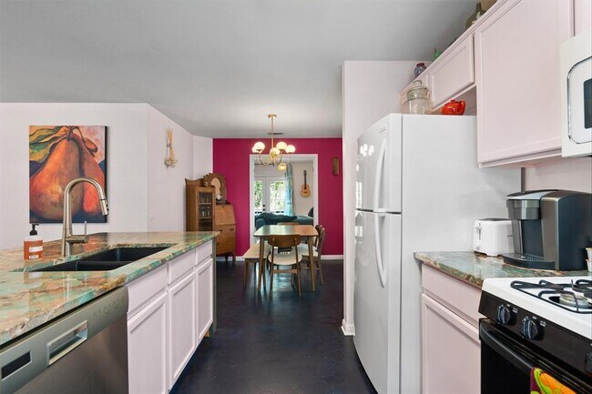 Building Photo - 1407 Sanchez St