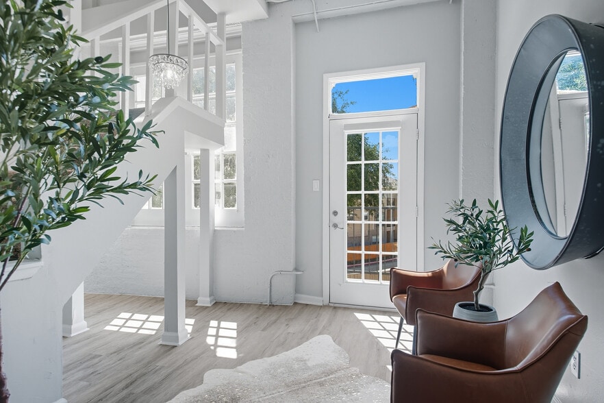 Park at Cedar Lawn Apartments Foyer - Park at Cedar Lawn