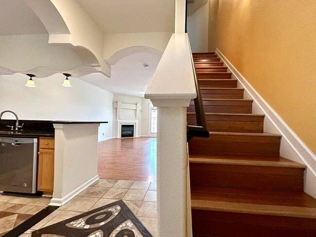 Building Photo - 14742 Lions Pride Ct