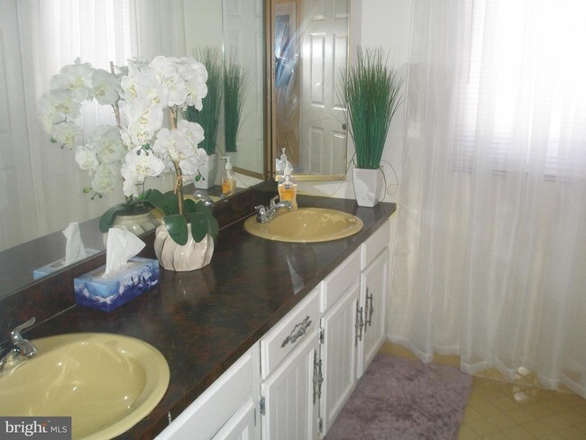 Building Photo - 106 Jacobs Creek Rd