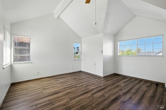 Building Photo - 1424 Dandelion Way