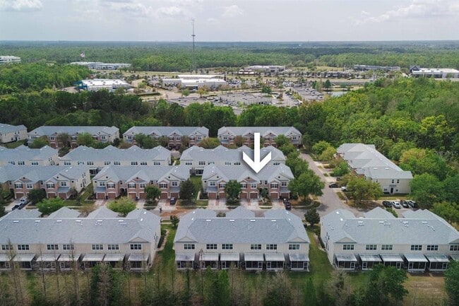 Building Photo - 26532 Castleview Way