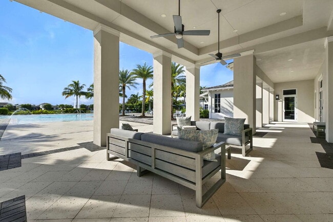 Building Photo - AZURE AT HACIENDA LAKES - 2 bedroom spacio...