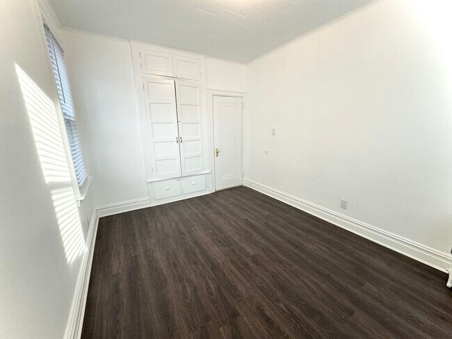 Building Photo - 25 Kelly Pkwy