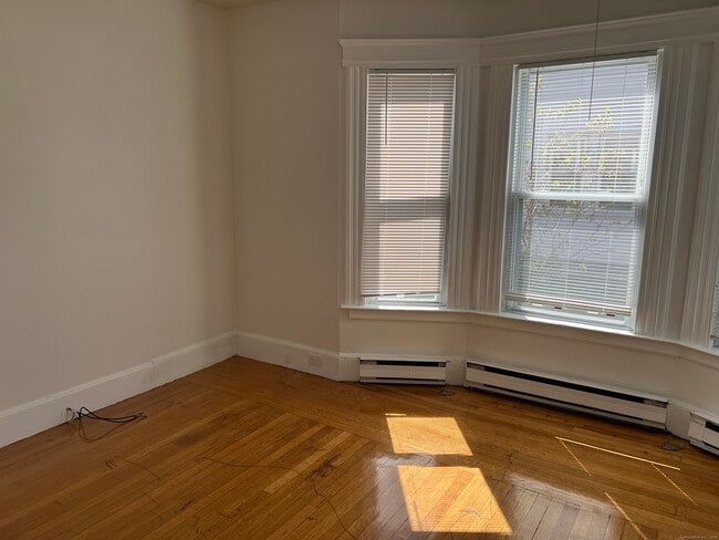 Building Photo - 29 3rd St