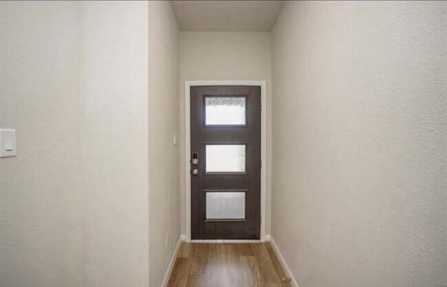 Building Photo - 21607 Blue Sapphire Ct