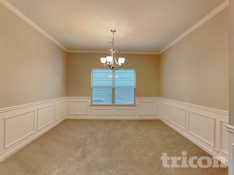 Building Photo - 3554 Hideaway Ln