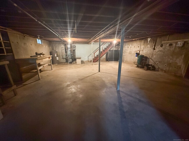 Building Photo - 19 Sunrise Terrace