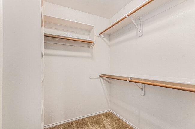 Building Photo - Discover your new home in this spacious 3-bedroom, 2-bath duplex located in the charming city of ...