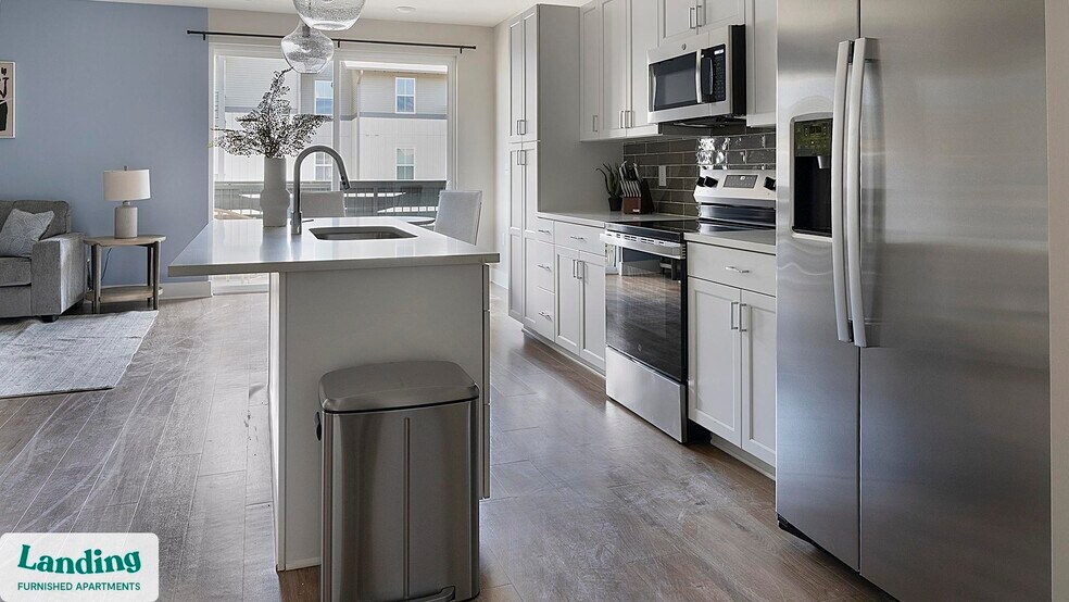 Building Photo - 1000 Forestview Dr