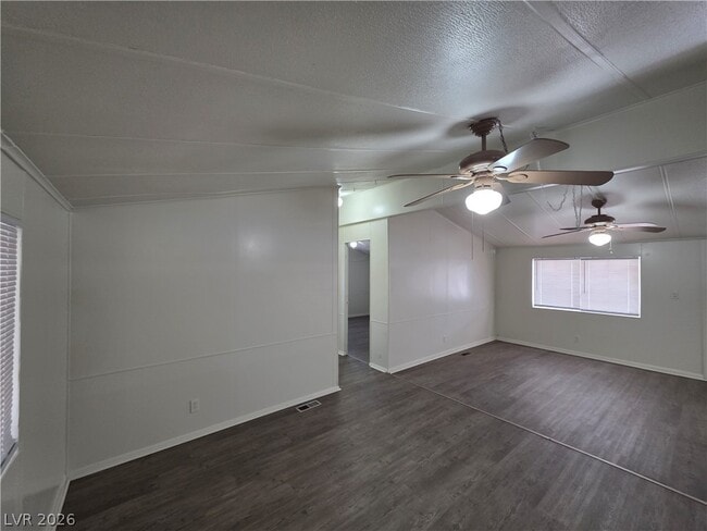 Building Photo - 2916 Gavilan Ln