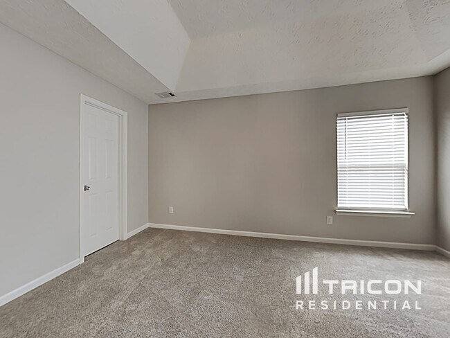 Building Photo - 107 Silver Bow Ln