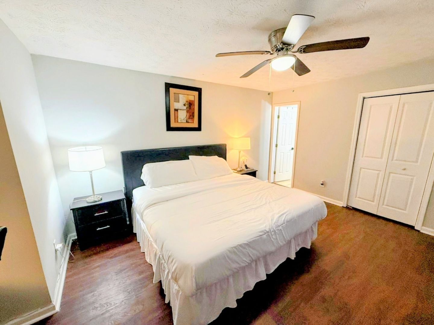 Building Photo - 5405 Glen Haven Dr