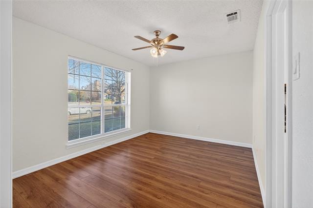 Building Photo - 1302 Silver Maple Dr