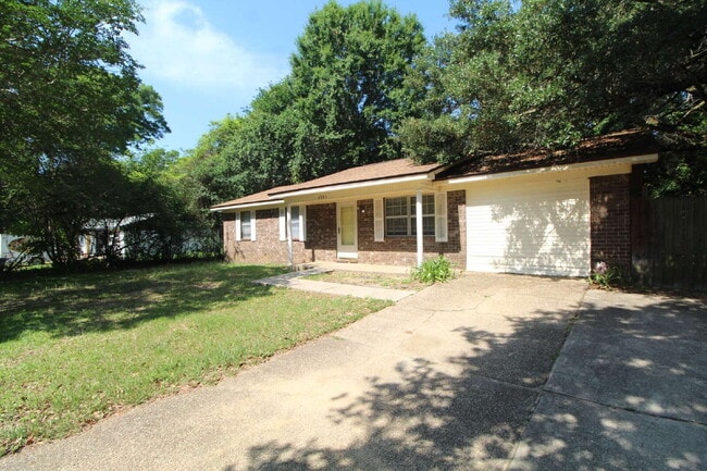 Building Photo - Updated 3BR/2BA Milton Ranch Home with Multiple Living Areas, Flex Space & Newly Updated Kitchen ...