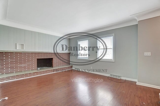 Building Photo - 1115 Secor Rd