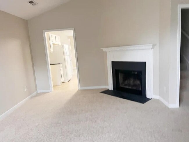 Building Photo - 312 Golden Leaf Ln