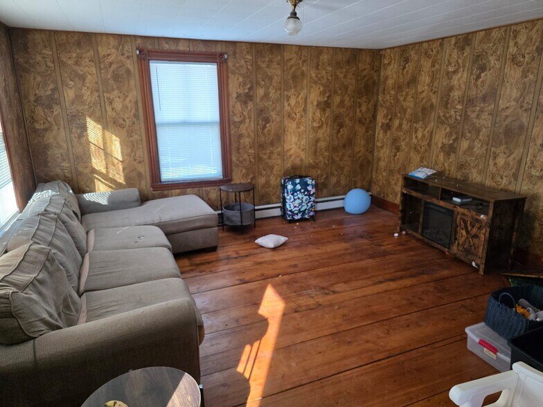 Building Photo - 934 Bog Rd