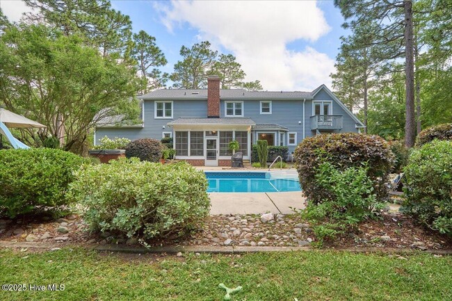 Building Photo - 209 Lazar Ln