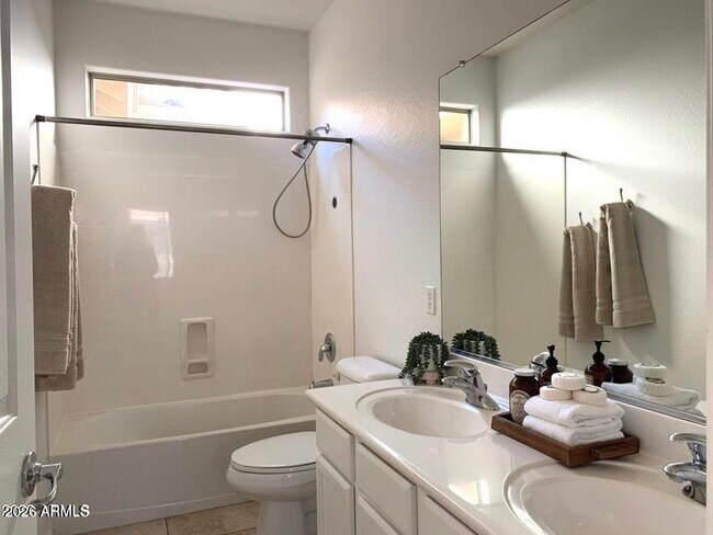 Building Photo - 6857 S Birdie Way