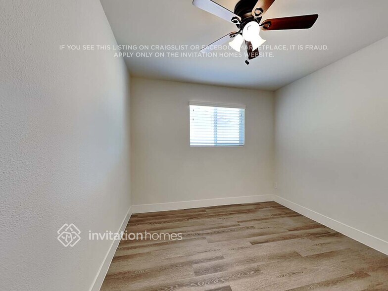 Building Photo - 4800 S Taylor Dr