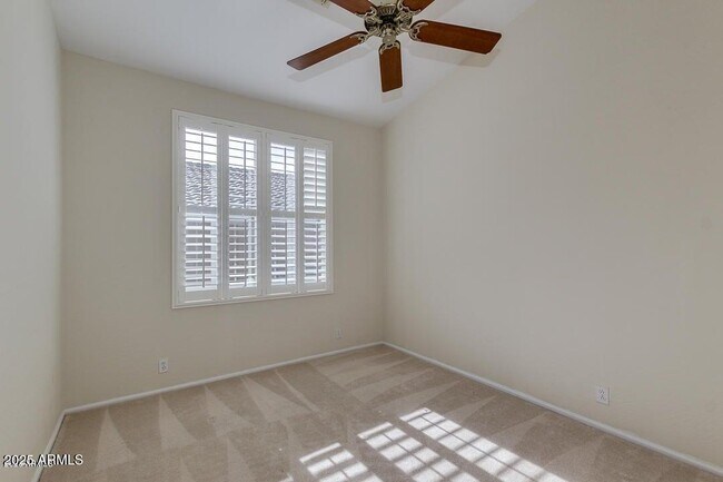 Building Photo - 3531 S Barberry Pl