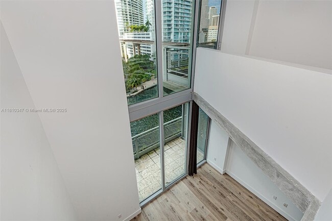 Building Photo - 690 SW 1st Ct
