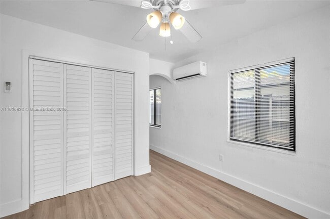 Building Photo - 3980 SW 121st Ave