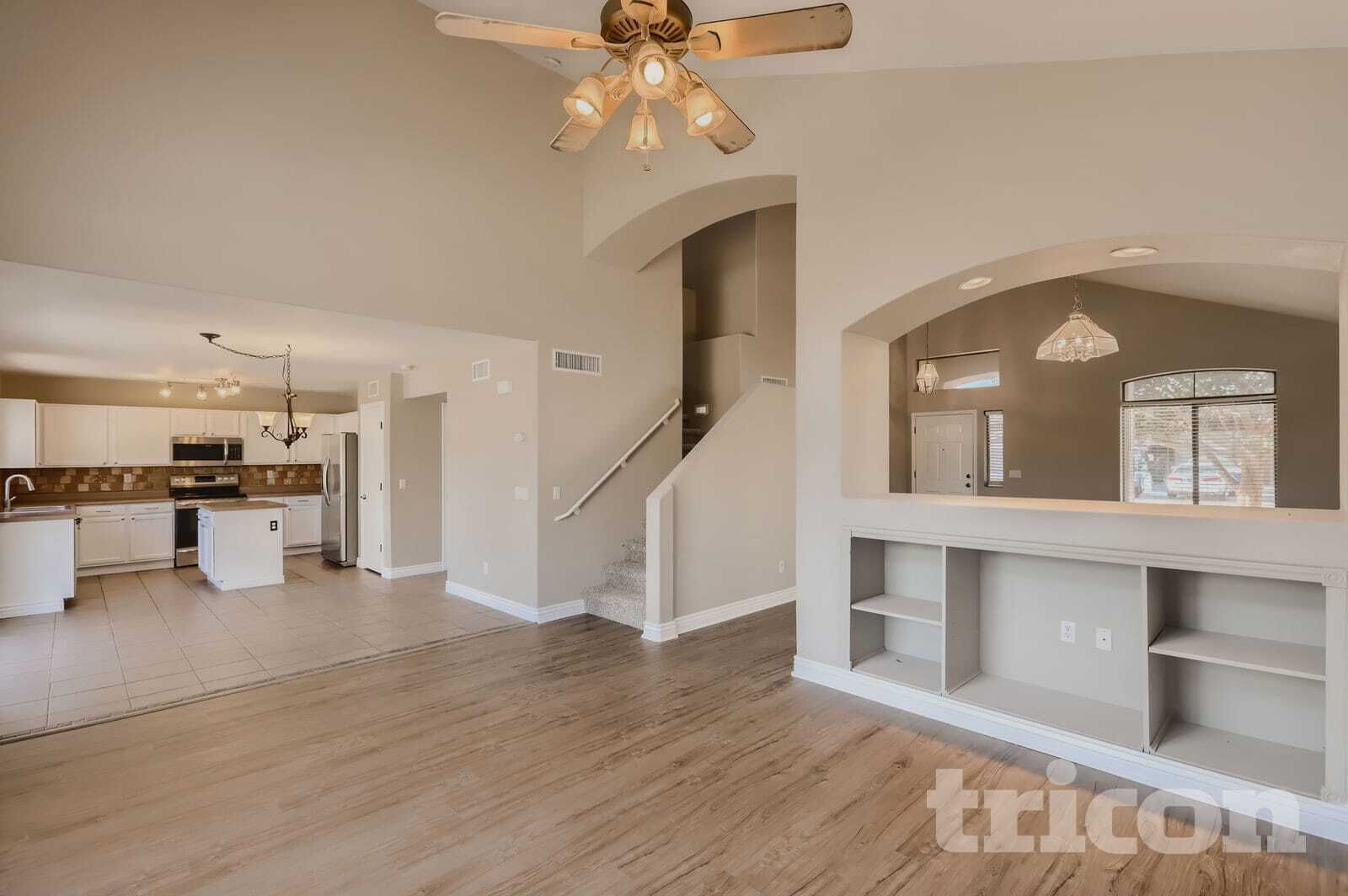 Building Photo - 15950 W Cottonwood St