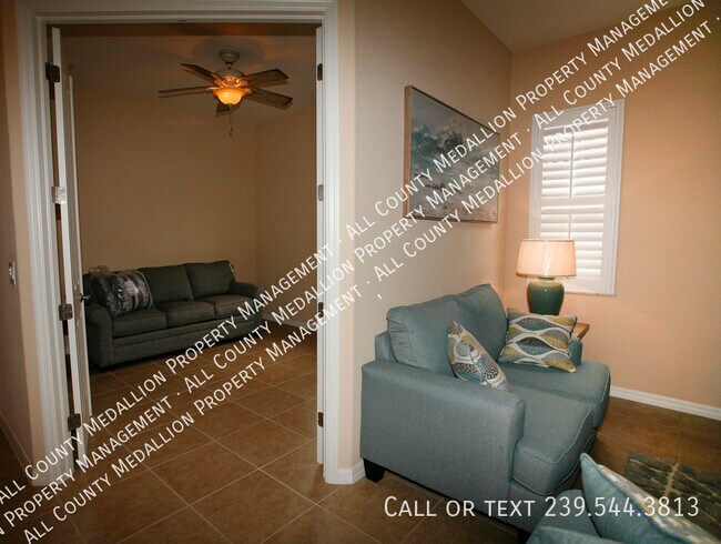 Building Photo - 11070 Esteban Dr