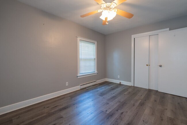 Building Photo - MOVE IN READY 4 Bedroom in Western Branch!