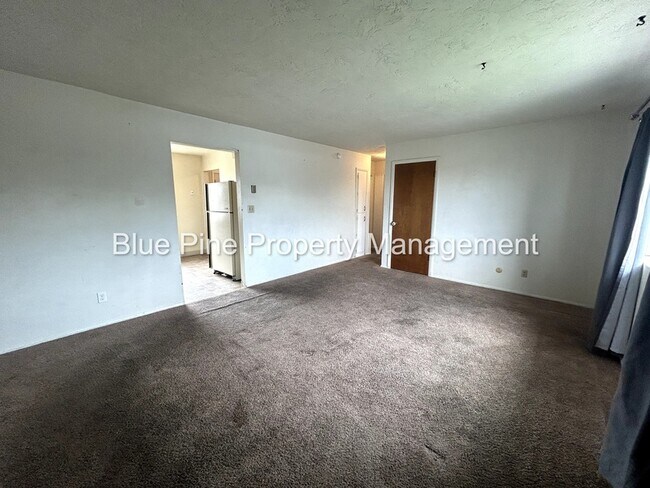 Building Photo - 1491 Mountain View Ln