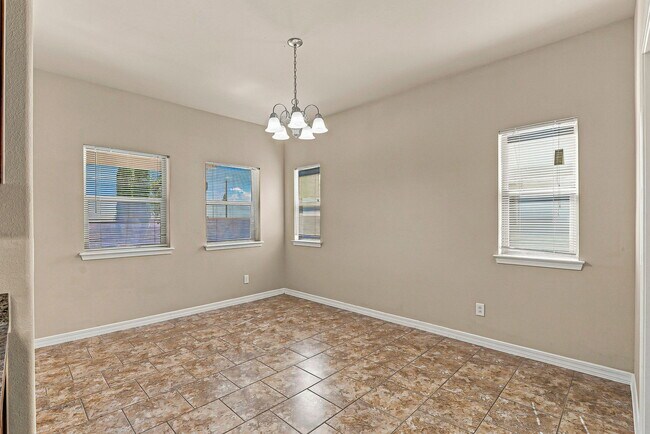 Building Photo - 14384 Alma Point