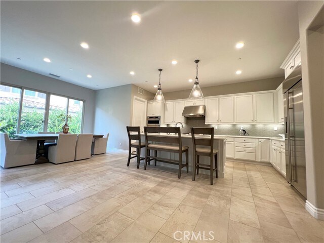 Building Photo - 104 Cordial