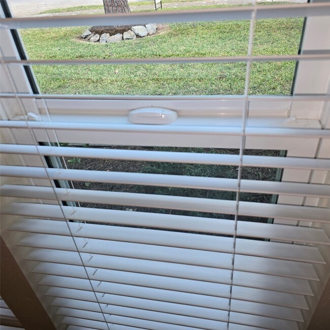 Building Photo - 3722 Westheimer Pl Dr