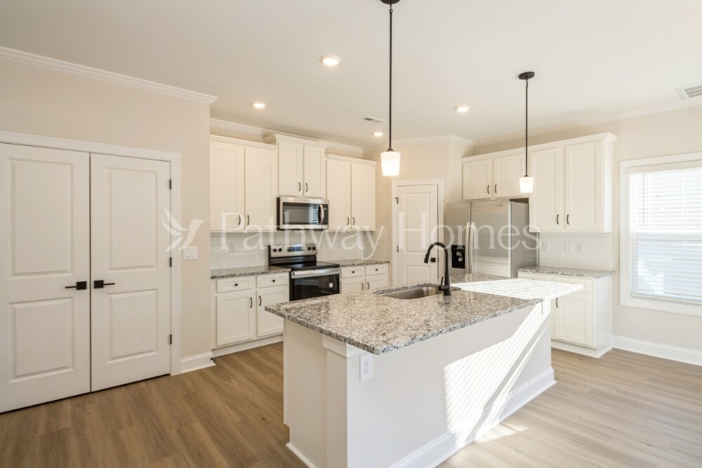 Building Photo - 148 Wembury Ln