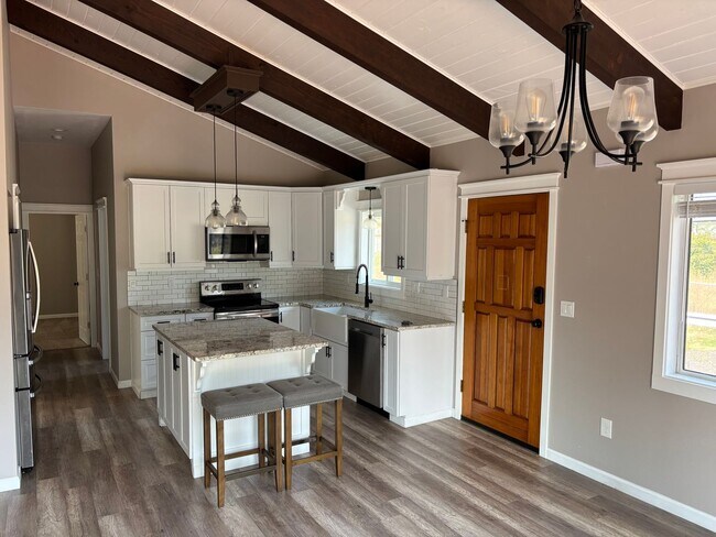 Building Photo - Beautiful 2 Bed, 2 Bath Home for Rent in Ocean Shores!