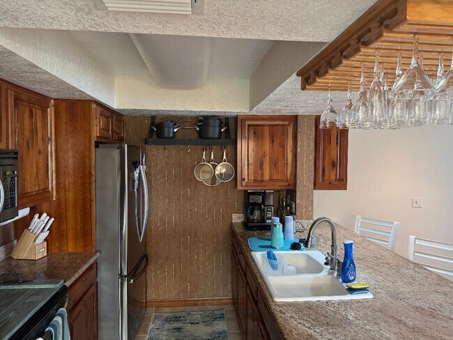 Building Photo - 409 Fernandina St