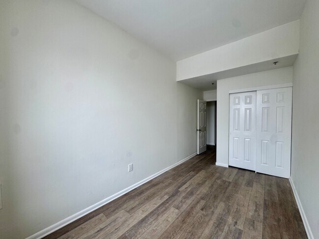 Building Photo - 5600-06 Germantown Ave - 26