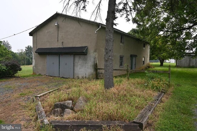 Building Photo - 2420 Urffers Rd
