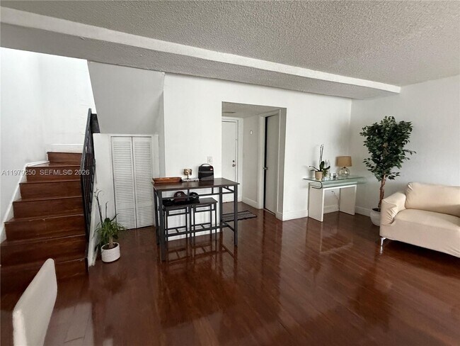 Building Photo - 9390 W Flagler St