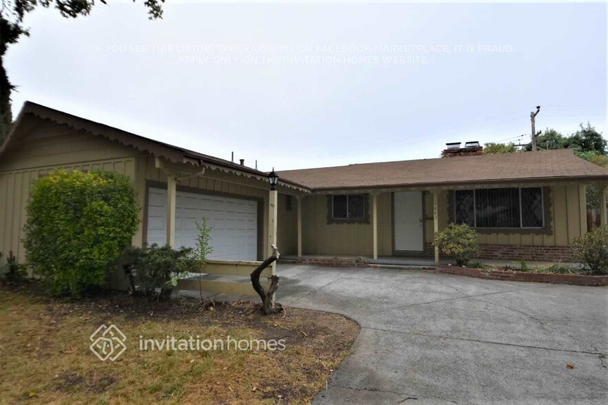 Primary Photo - 1445 Delwood St