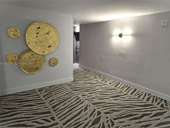 Building Photo - 7910 Harbor Island Dr